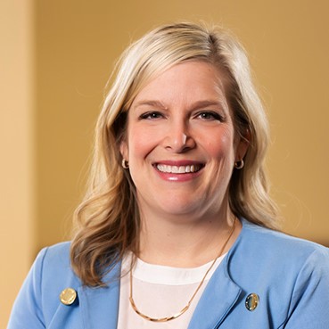 photo of Alison Williams
